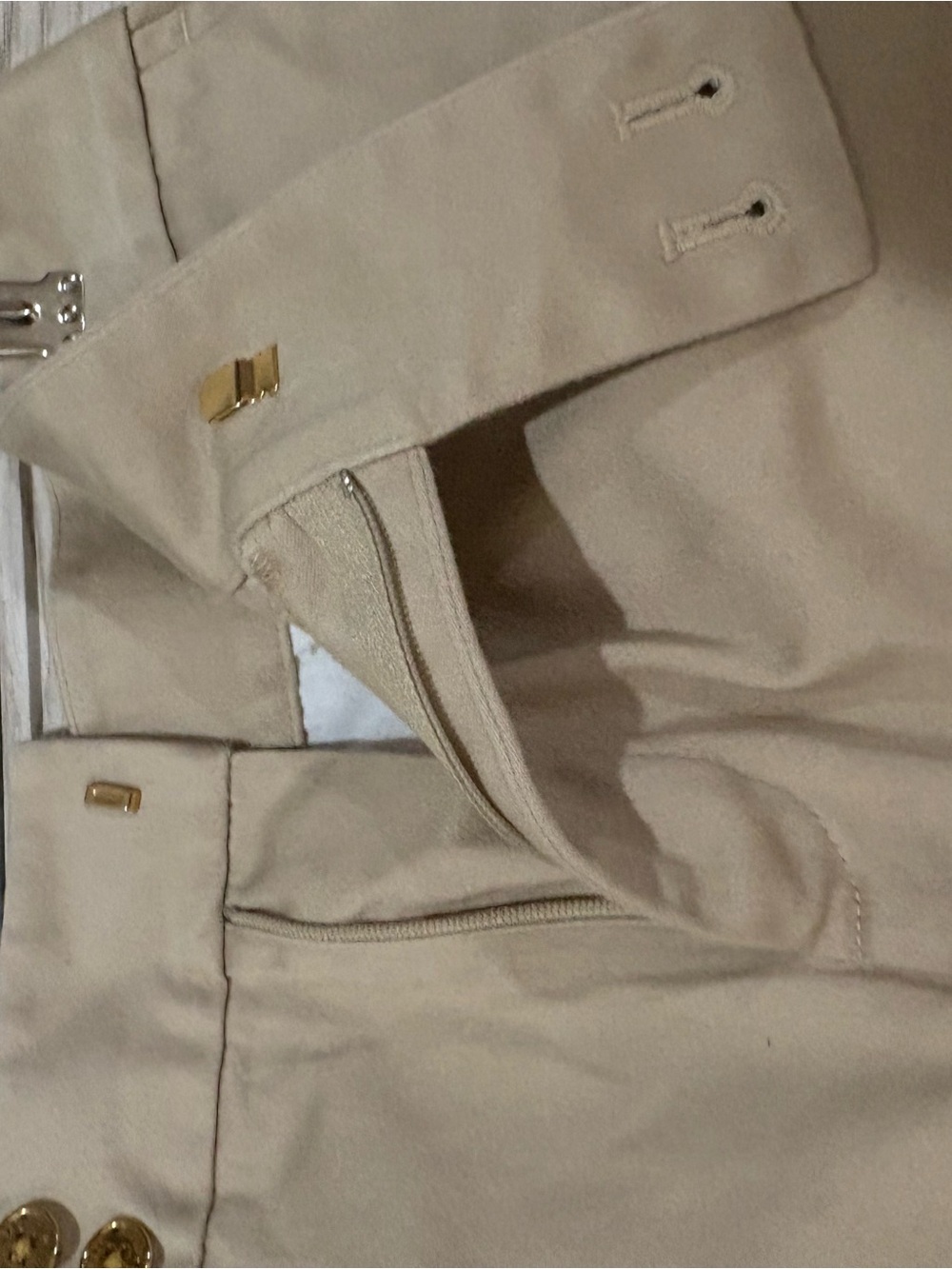 Lauren Ralph Lauren Tan Flat-Front Cotton Shorts women’s 8 - Picture 6 of 8